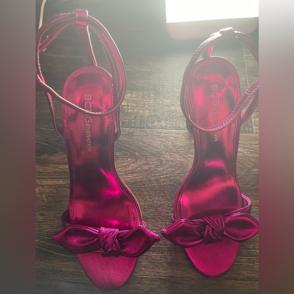 BCBGeneration Women's Jamina Heeled Sandal metallic pink size 7 - Picture 5 of 5
